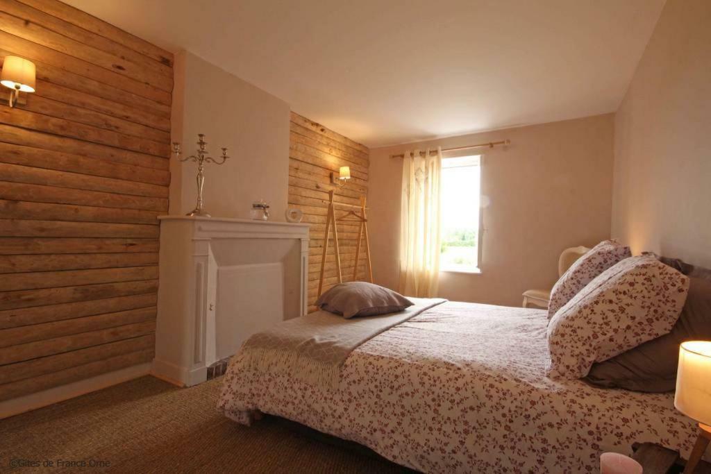Gîte d'EDENAELE Saint-Maurice-sur-Huisne Extérieur photo